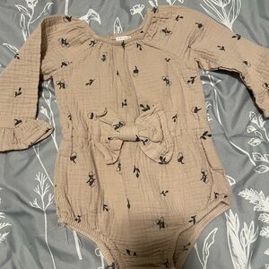 NWOT Baby Girl 12M Beige Bodysuit with Accents
